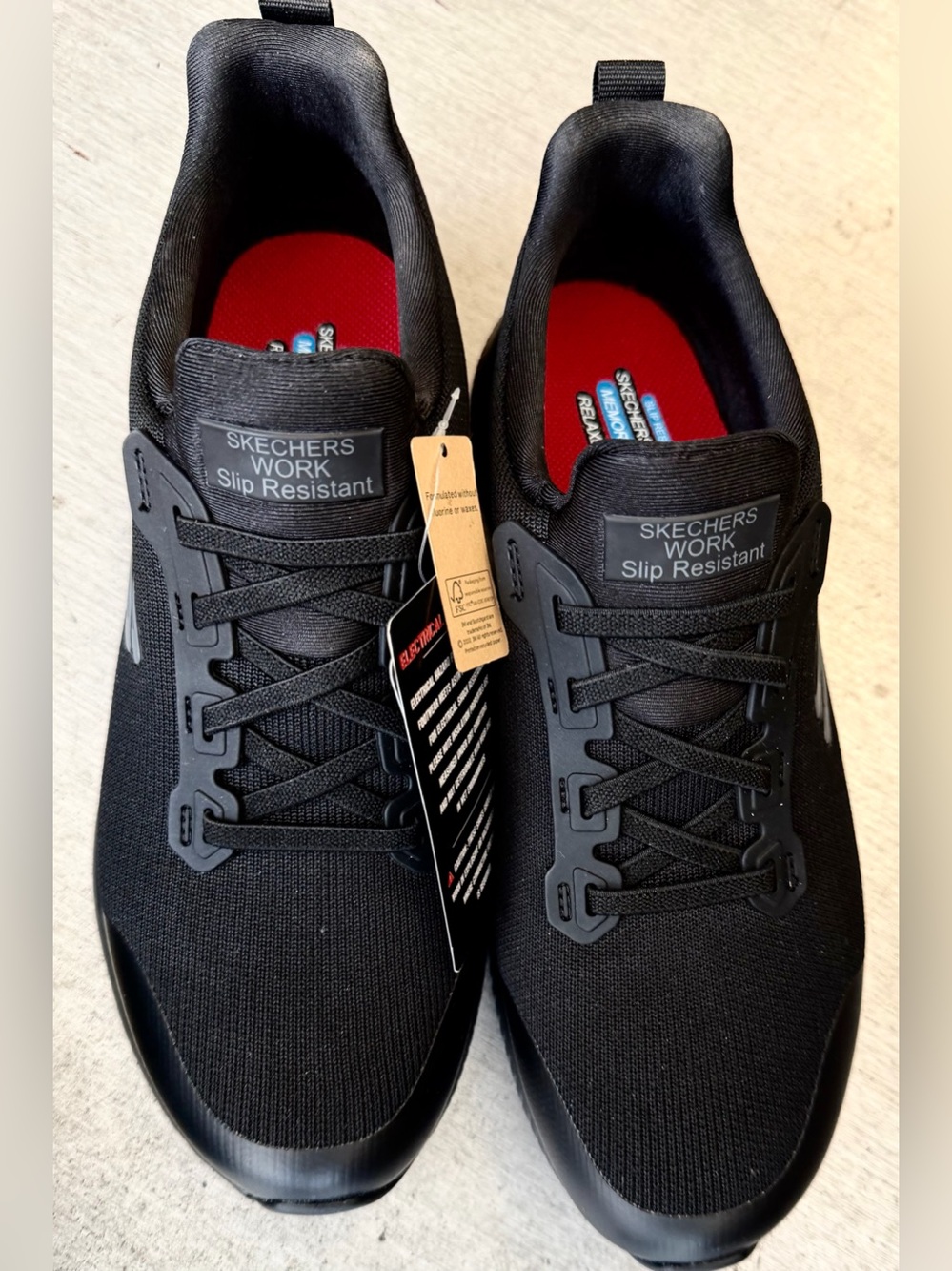 NEW Skechers Work Shoes Women’s Black Slip-Resistant Athletic Shoes. Sz 9 M.